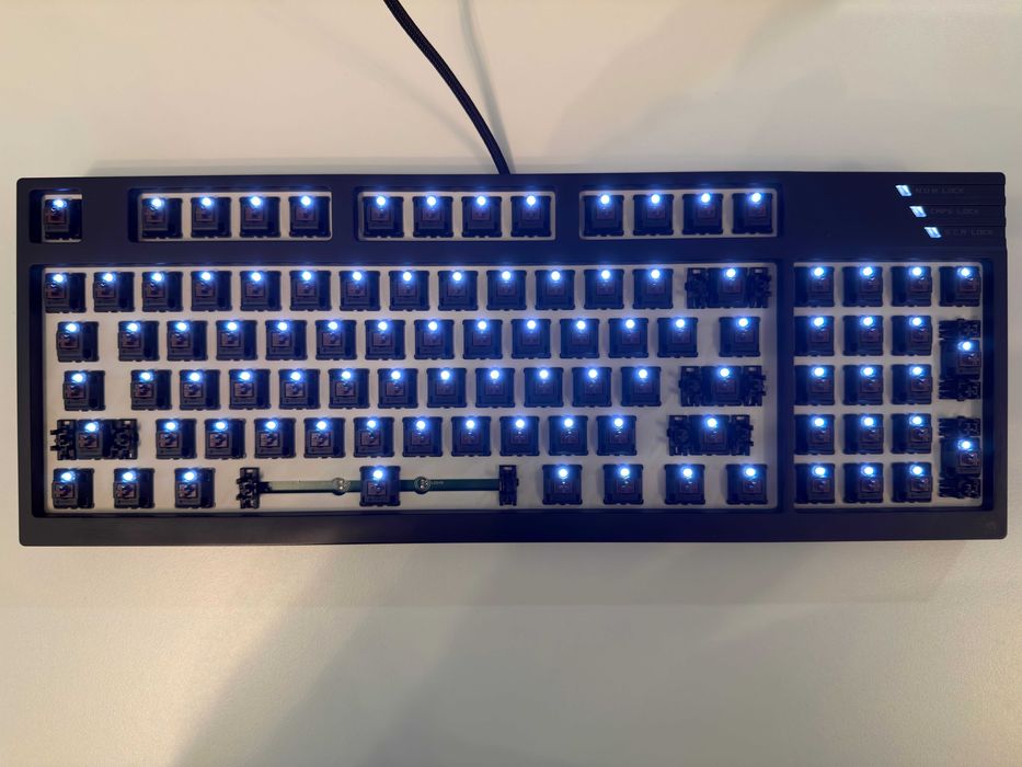Механична клавиатура Cooler Master MasterKeys Pro M White LED с Cherry MX Brown суичове