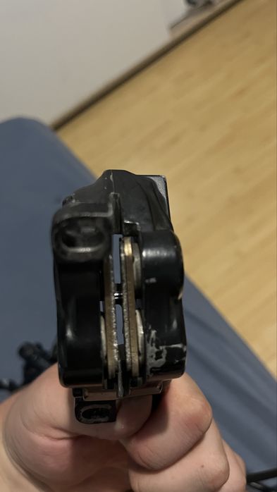 Спирачки, shimano saint (110€) и shimano deore (75€)