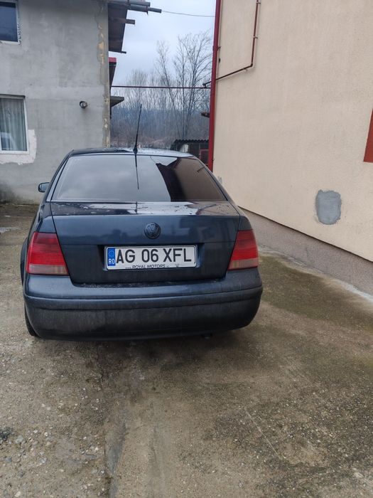 Vând vw bora 1.9 tdi