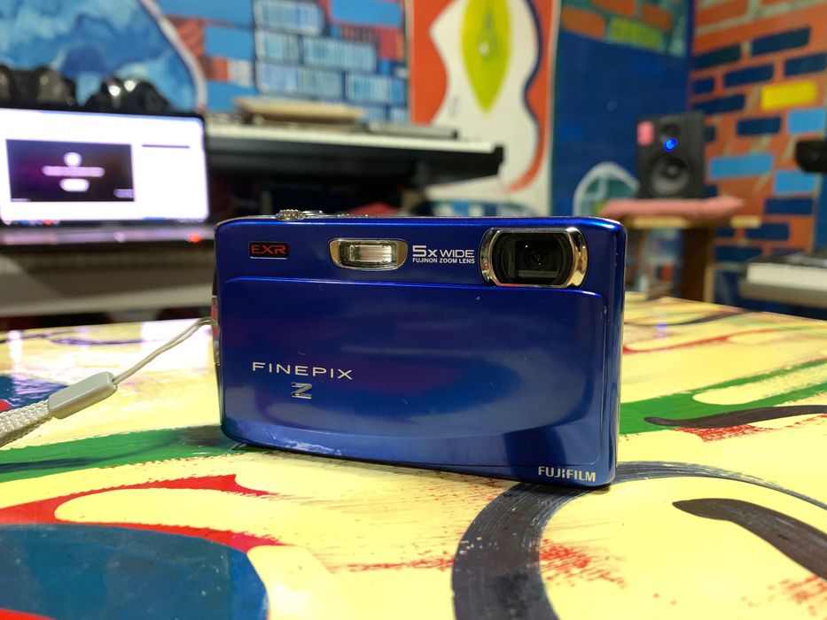 Fujifilm Z900EXR 16 MP 5x zoom Digital Camera Цифров Фотоапарат