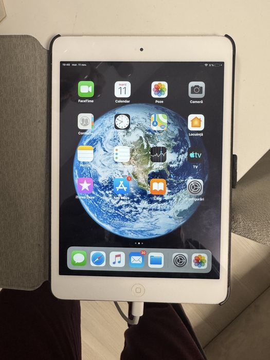 Ipad mini 2 Gsm cu cartela pentru internet