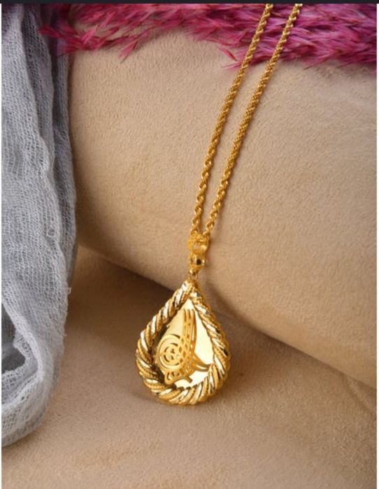 Золотая цепочка с кулоным ,65 см проба 585 вес 12,85 гр, Турецкая