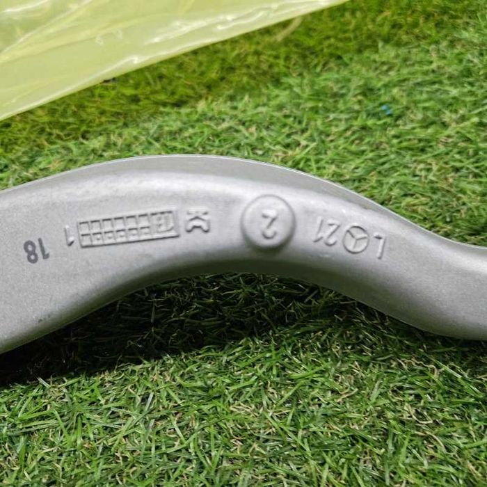 Рычаг продольный Mercedes E W212 перед. лев.