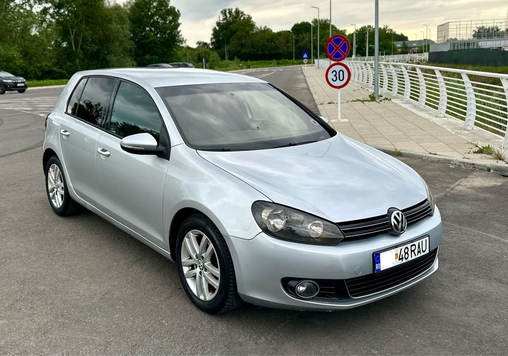 VW Golf 6//2.0 Diesel// Alcantara // navi carplay+ camera spate