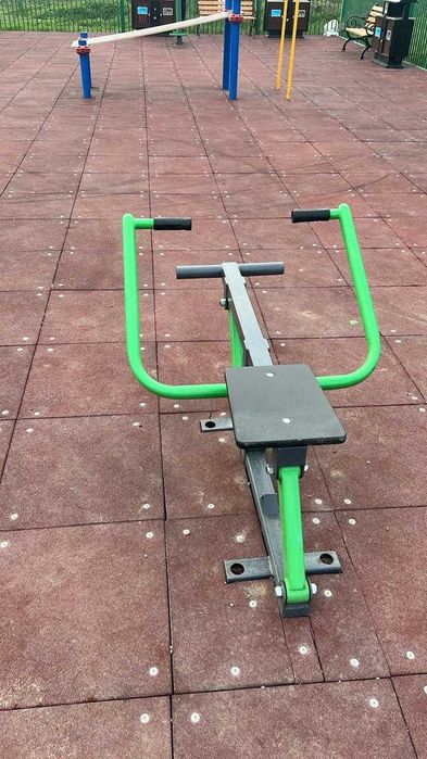 Уличный тренажер шагоход