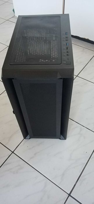 Продавам Кутия 500 wats