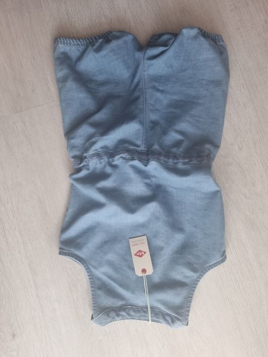 Salopeta Lee Cooper, 8 ani