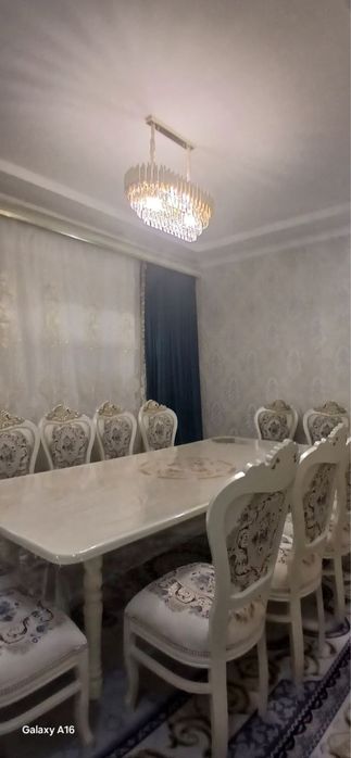 Срочно продается котедж 4+1 комнат