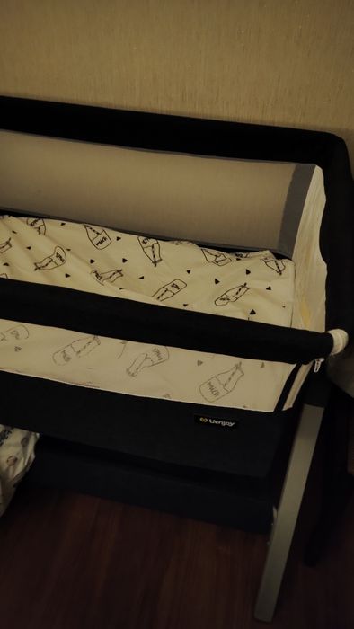 Кровать детская современная