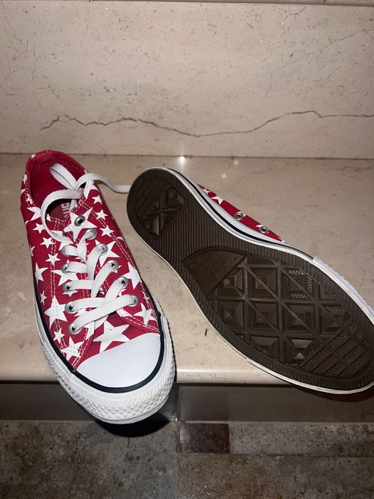 Adidasi Converse