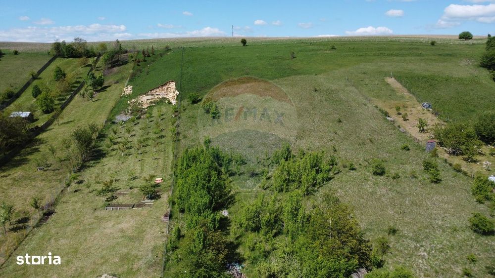 Teren intravilan 2307 mp în Salicea, zona premium, aproape de Cluj