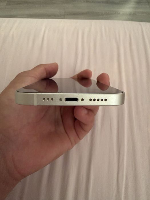 iPhone 13 128г в хорошем состоянии