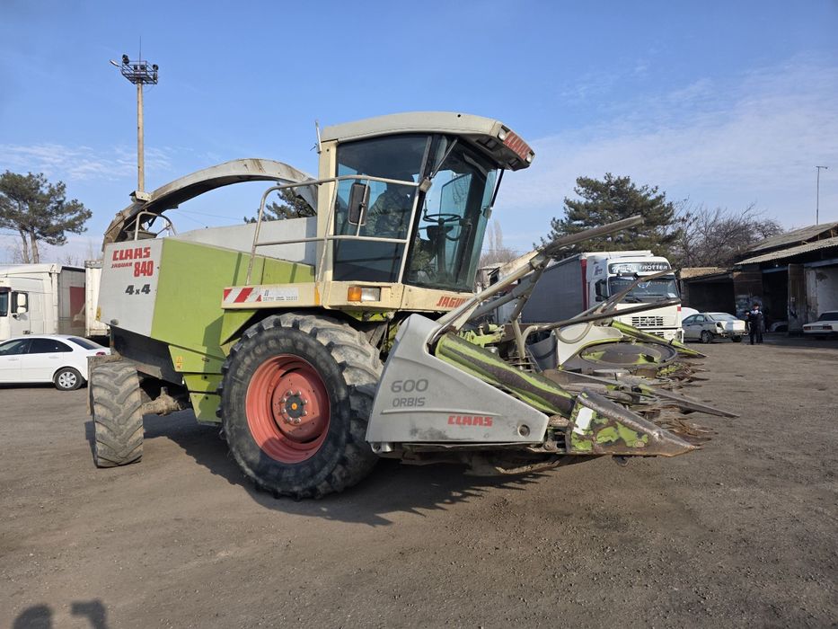 Class jaguar 840 4x4