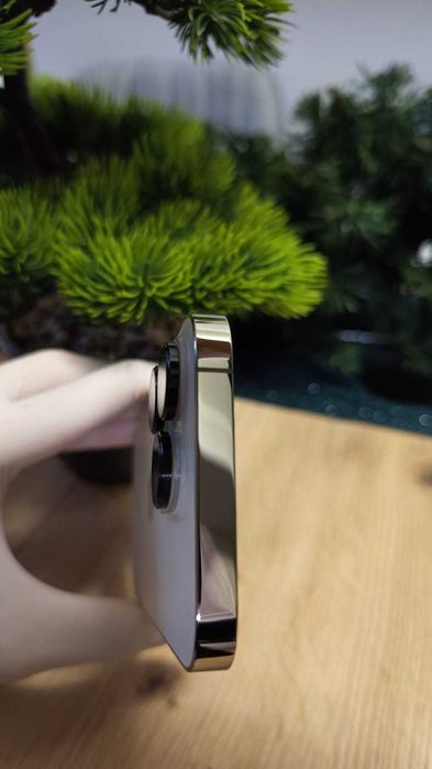 iPhone 14 Pro 256 GB Gold – impecabil, baterie 89%, fără zgârieturi