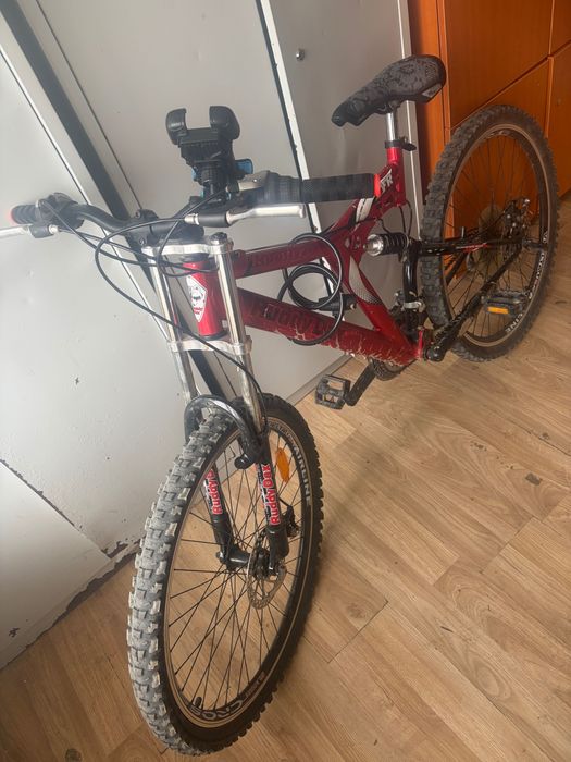 Bicicleta de vânzare