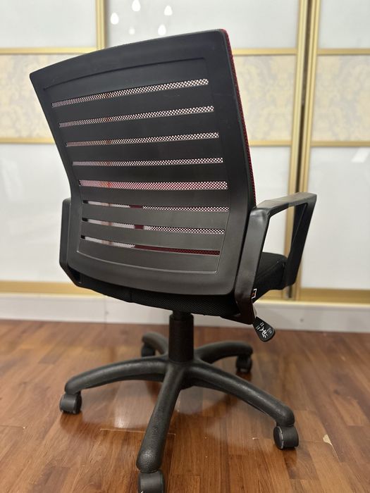 кресло для учебы/работы