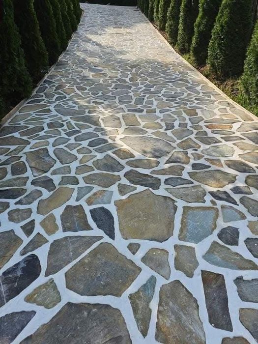 Vand si montez piatra naturala de munte