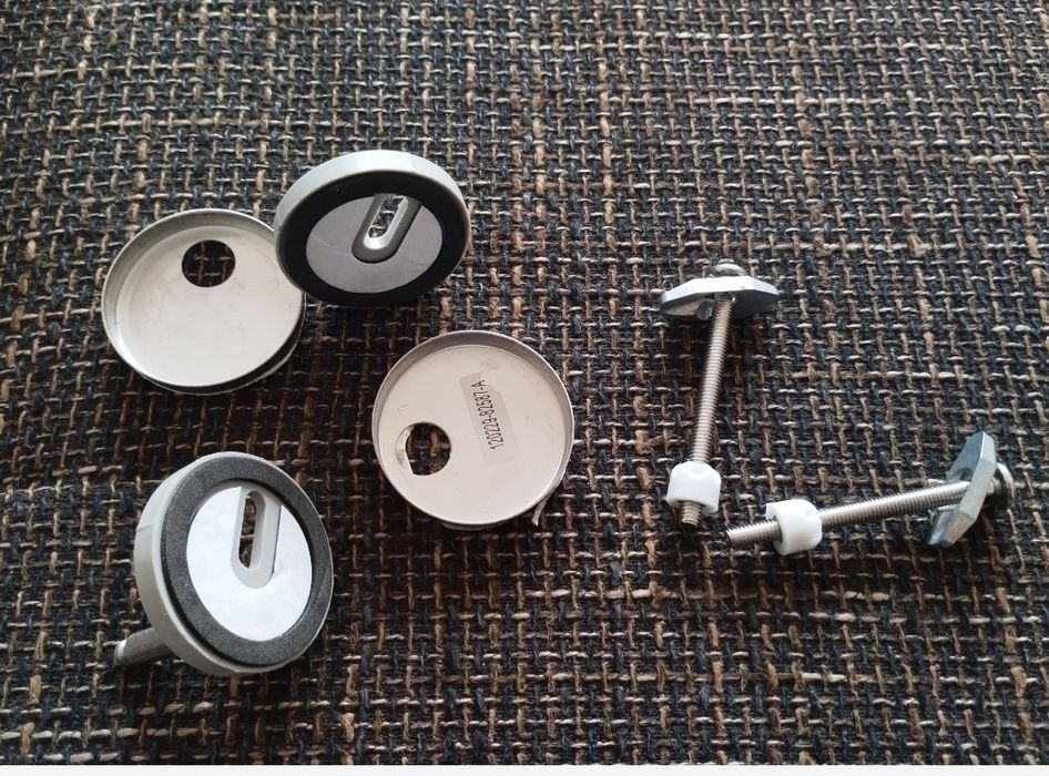 De vînzare sistem de prindere capac toaleta (soft closet) este nou nef