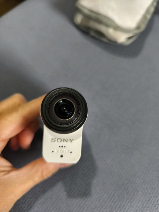 Продам экшен камеру Sony FDR X3000R