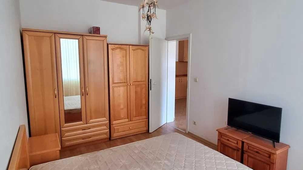 Дава се под наем Двустаен апартамент в к.к. Слънчев бряг - 60 кв.м за 300 € - Снимка #5