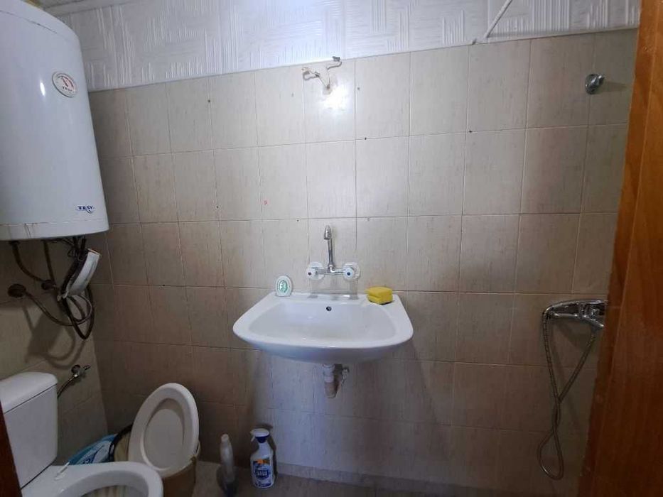 Продавам 1-стаен кв. Левски