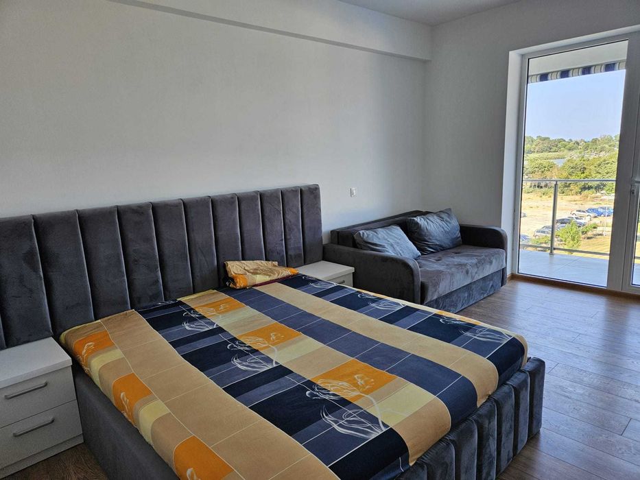Camere cu vedere la mare de vanzare
