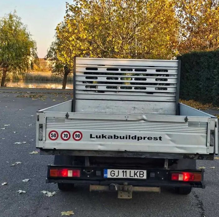 DE VÂNZARE: Ford Transit 2.2 DIESEL