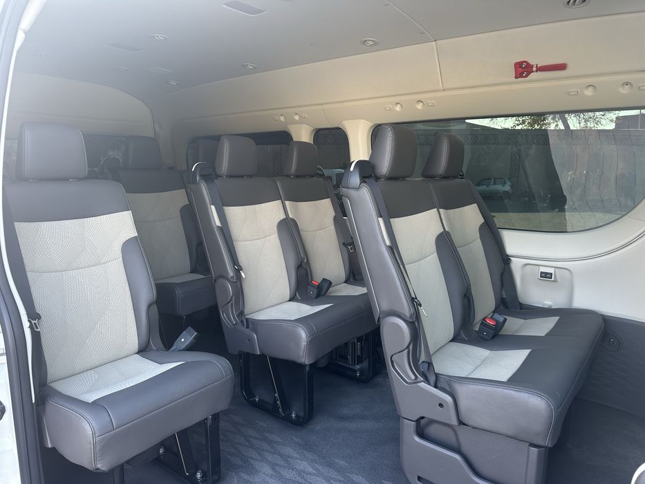 Toyota Haice 2024 бензин фуловый поз