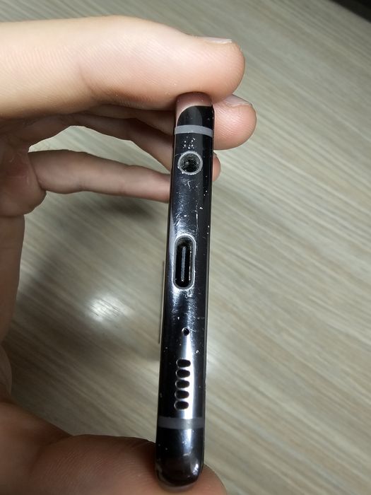 Se vinde Samsung S10+ 128 GB Prism Black