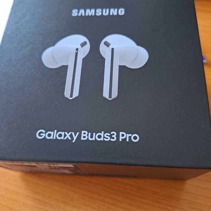 Продавам чисто нови Galaxy Buds 3 Pro