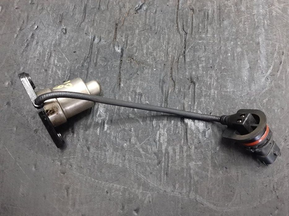 senzor nivel ulei baie 1.9 jtd 939a2000 150 cp alfa romeo 159 fiat croma