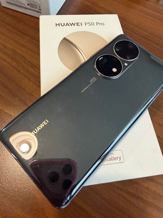 Два телефона марка Huawei