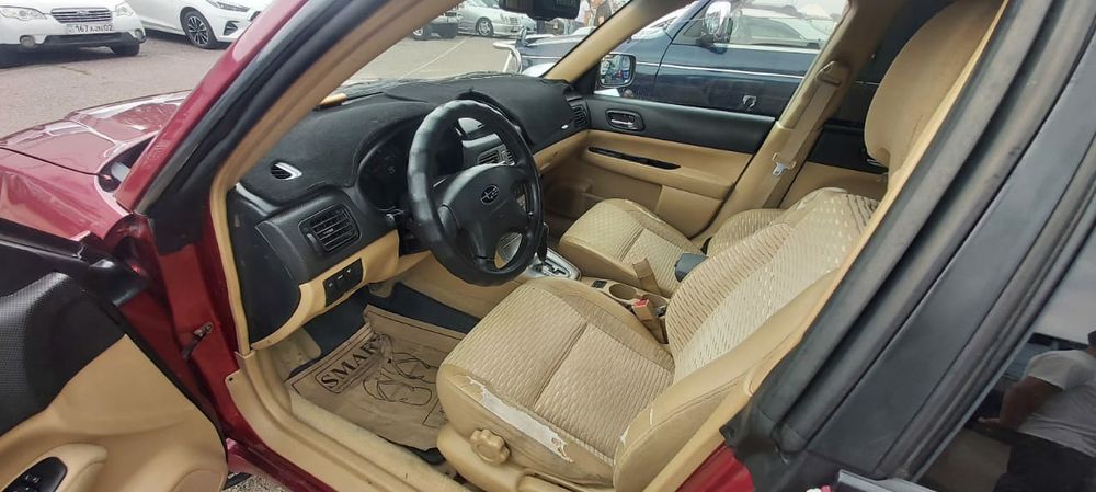 Продаю машину. На ходу