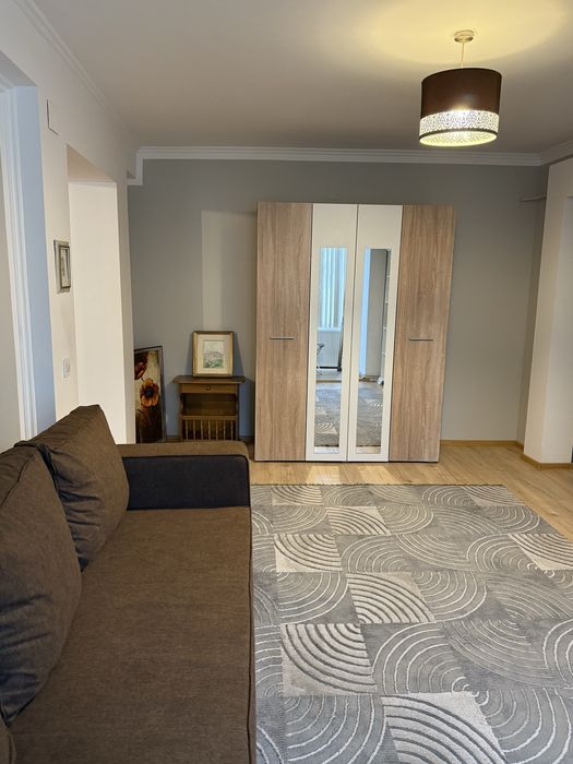 Inchiriez apartament 2 camere ultracentral