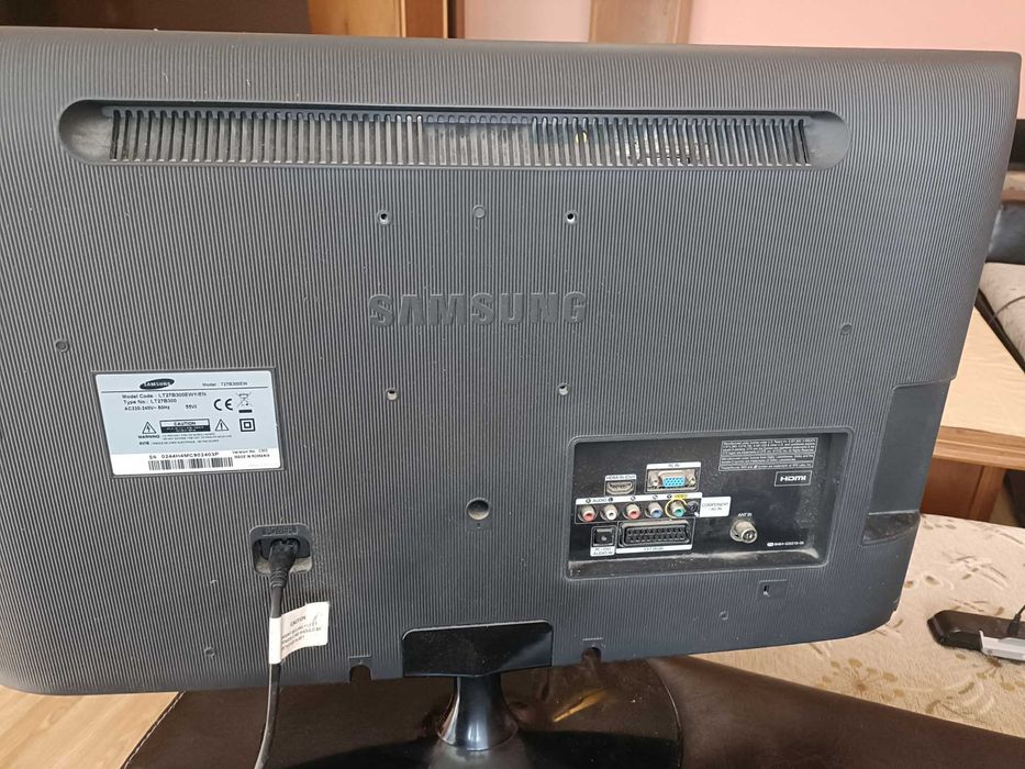 Монитор Samsung T27B300EW 27' LED HDTV