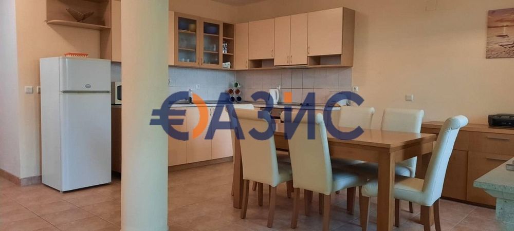 Продава се Къща в с. Рогачево, Област Добрич - 1500 кв.м за 251 €/кв.м - Снимка #2