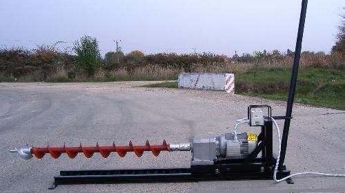 Masina foraj orizontal subtraversari pana la 350 mm  ( racheta )