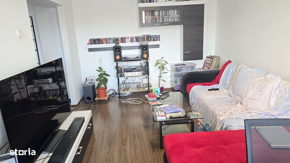 Vand apartament 2 camere decomandat in Deva, zona 22 Decembrie,