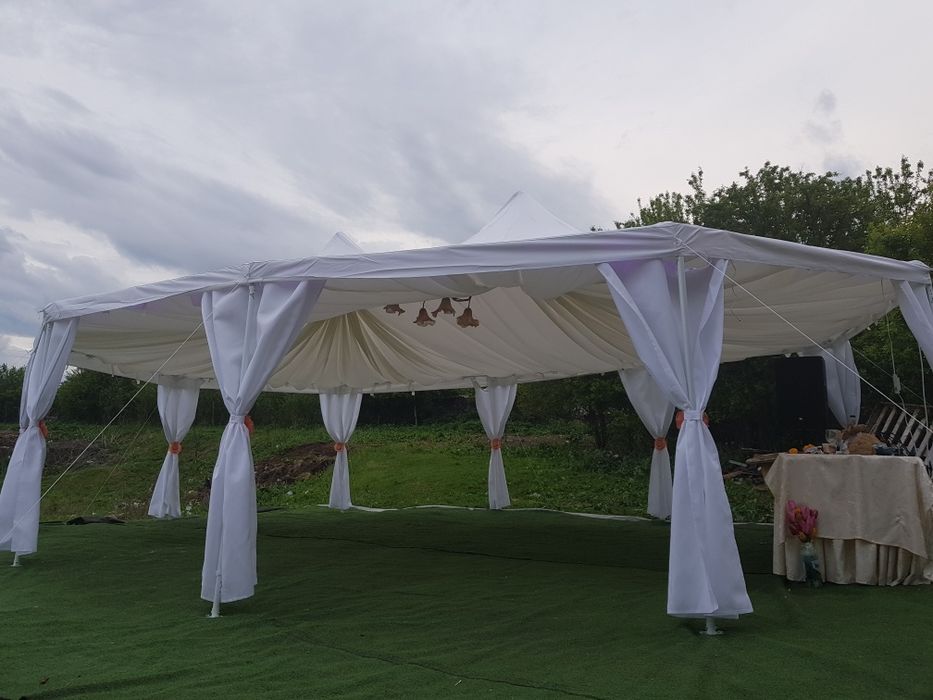 Corturi pentru evenimente