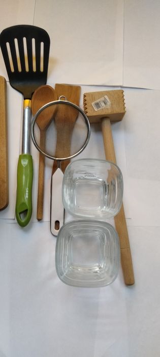 Diverse ustensile de bucătărie