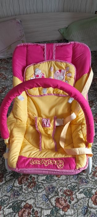 Бебешки шезлонг Moni