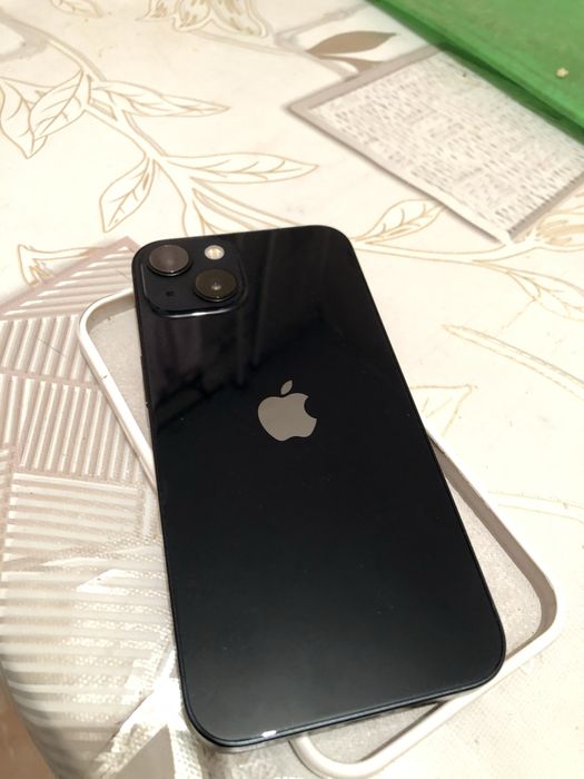 Продам Iphone 13 128