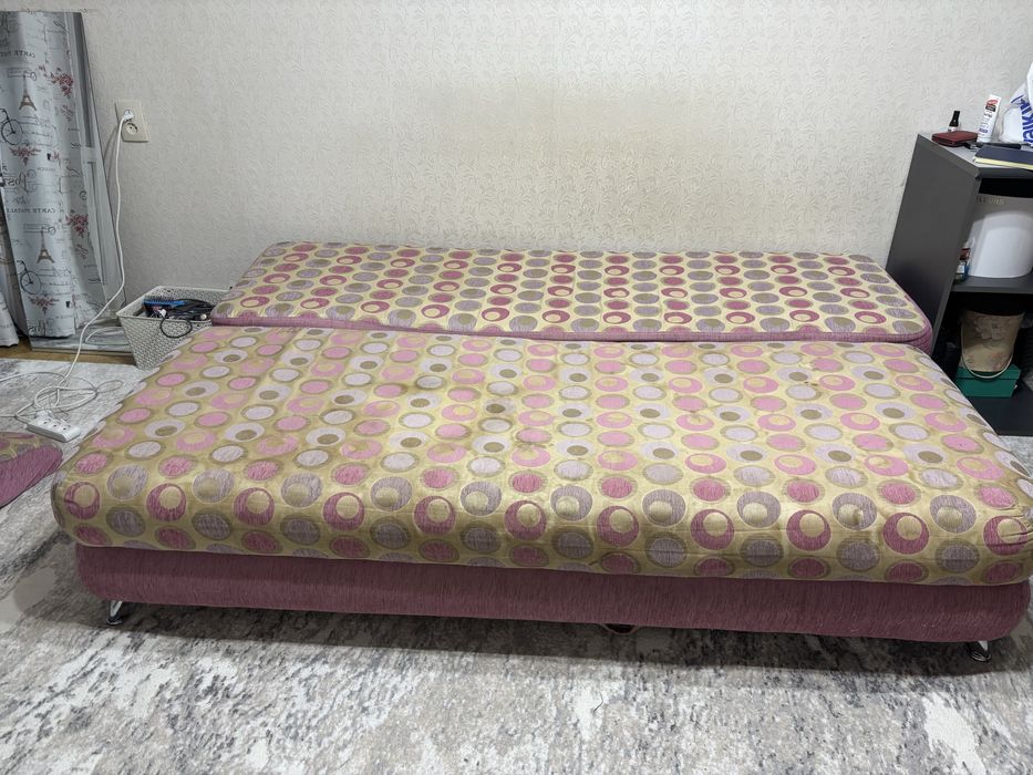Отдам диван, даром, самовывоз