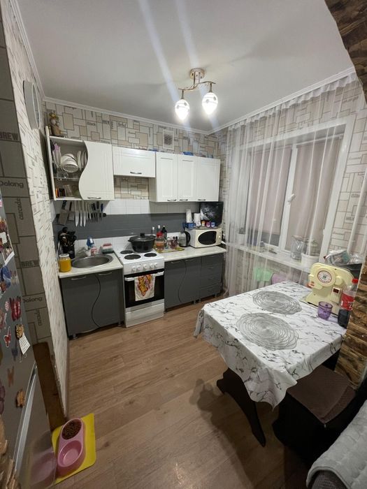 Продам квартиру на 19 мкр