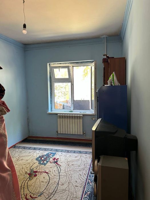 Продаётся 2 ком в 8 микрорайоне