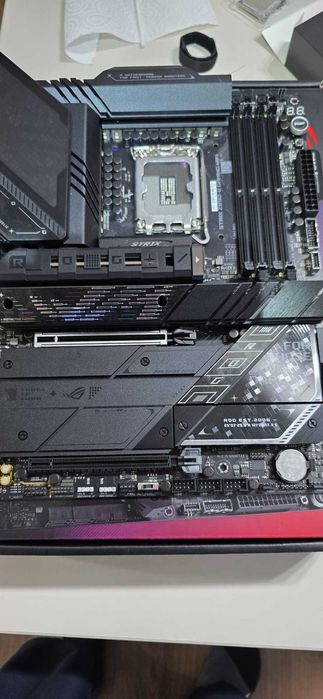 Asus ROG Strix Z890e Gaming Wifi
