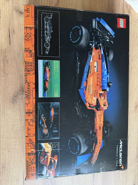 LEGO Technic Състезателна кола McLaren Formula 1 42141