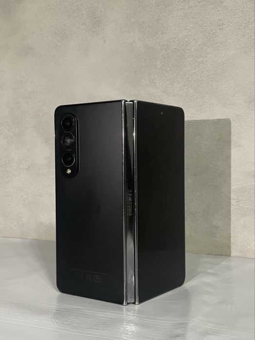 SAMSUNG FOLD 4 12/256 срочно