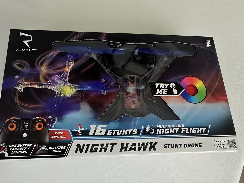 Revolt, NightHawk Stunt Drone RC, drona cu lumini si telecomanda