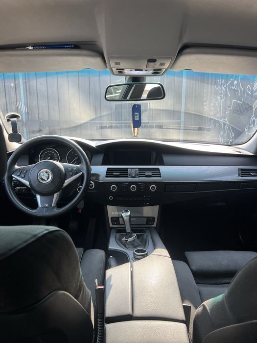 BMW 5 Series 2009 — imagine 4